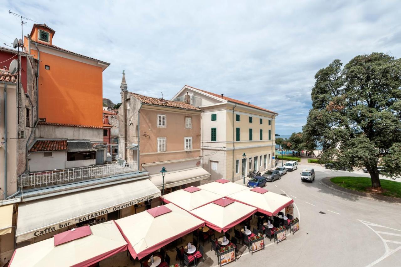 The Yellow House Apartments Rovigno Esterno foto